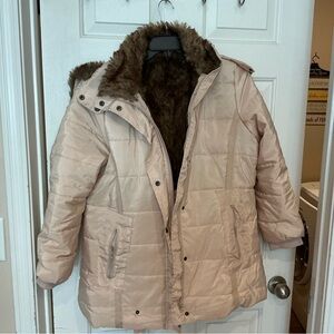Women's Beige Puffer Jacket with Faux Fur Lining